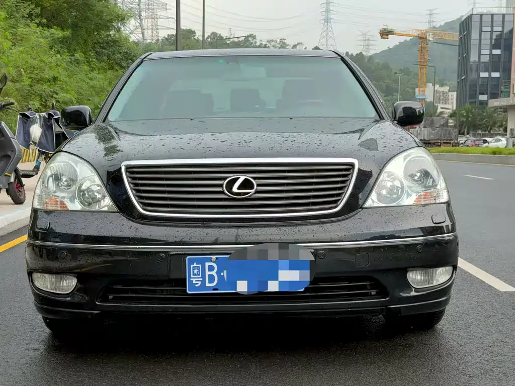 Lexus LS — миниатюра 2
