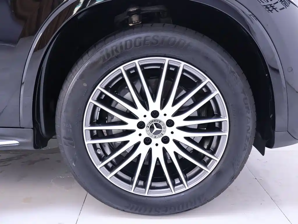 Mercedes-Benz GLC — миниатюра 6