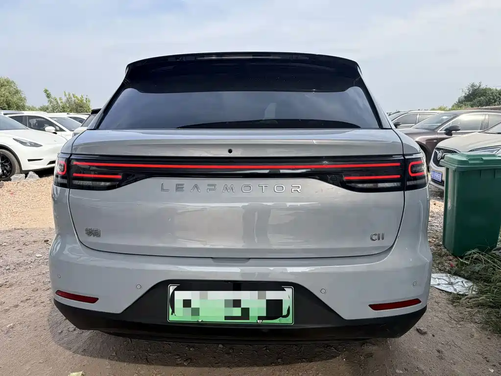 Leapmotor Leapmotor C11 — миниатюра 8