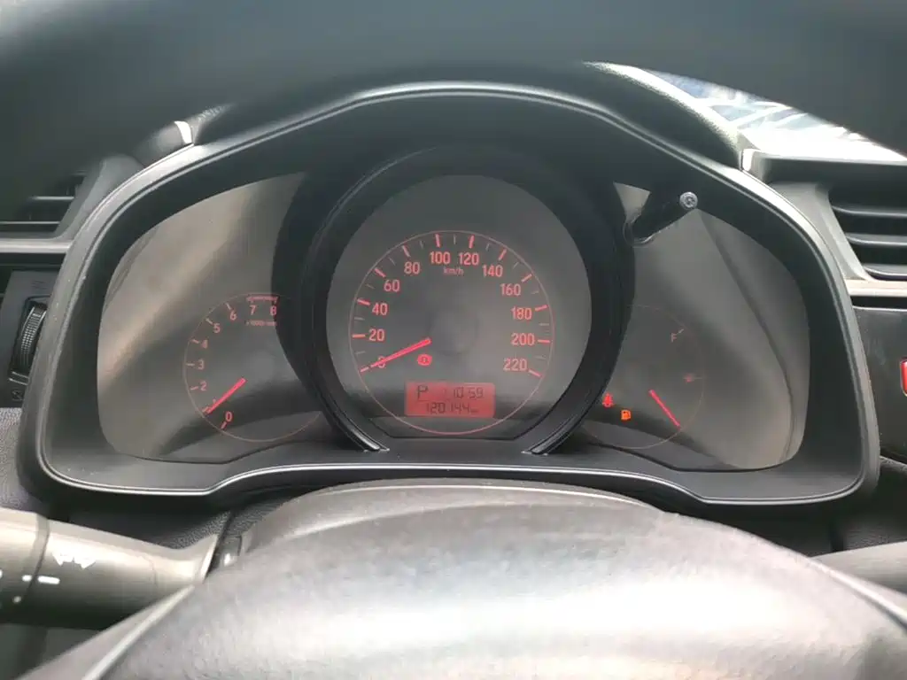 Honda Fit — миниатюра 12