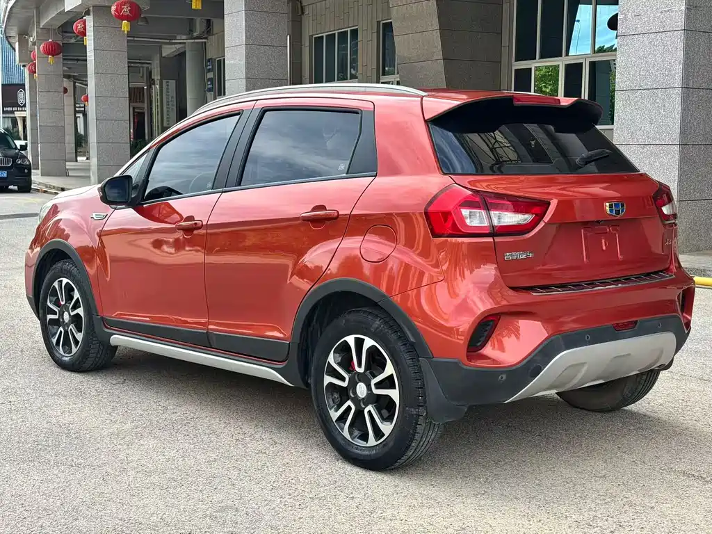 Geely Vision X3 — миниатюра 9