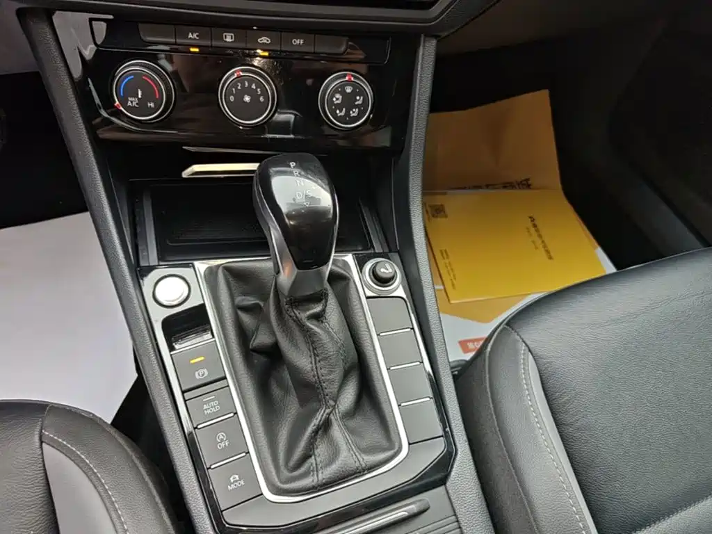 Volkswagen Sagitar — миниатюра 14