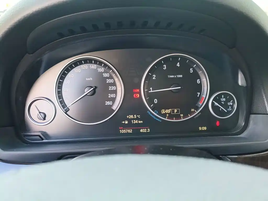 BMW 5 Series — миниатюра 16