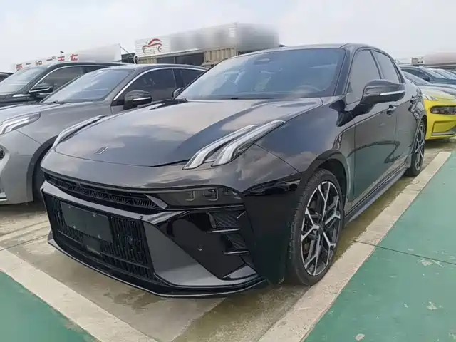 2024 Lynk & Co 03