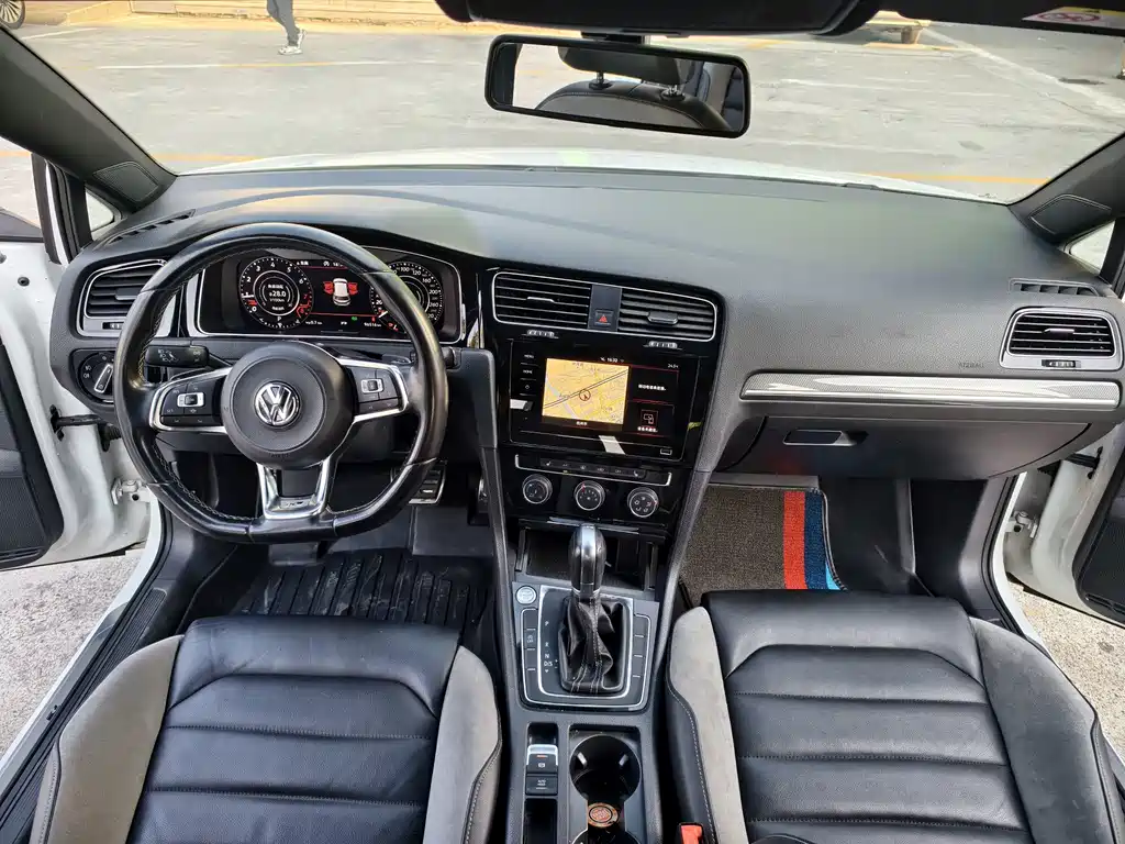 Volkswagen Golf — миниатюра 11