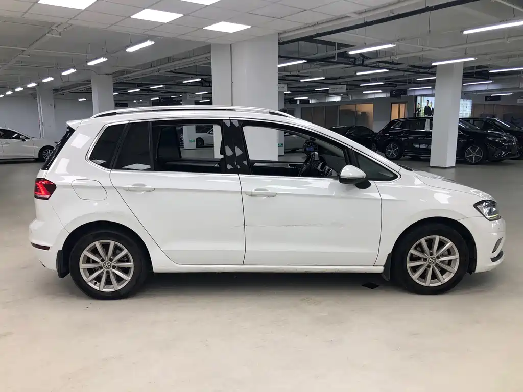 Volkswagen Golf Sportsvan — миниатюра 6