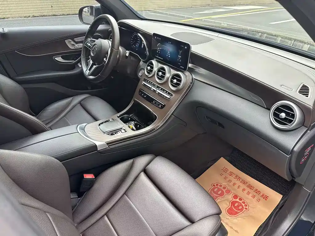 Mercedes-Benz GLC — миниатюра 7