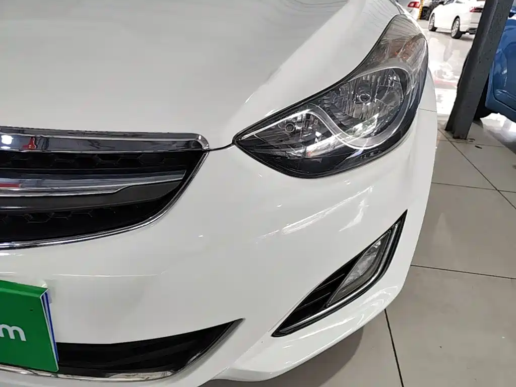 Hyundai Elantra Langdong — миниатюра 24