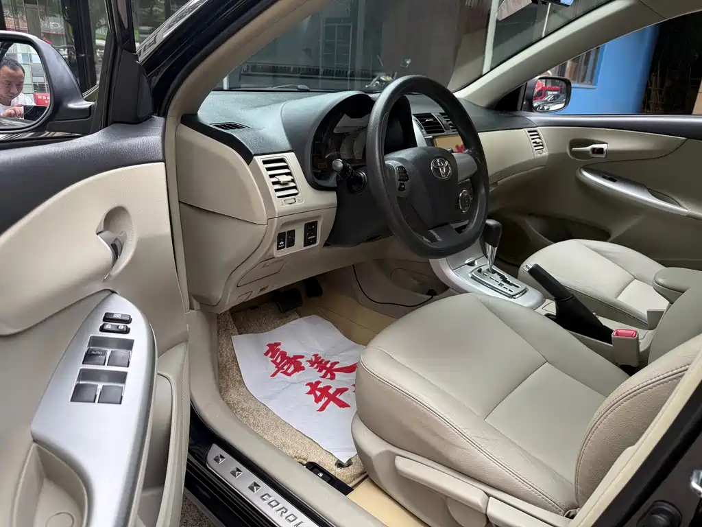 Toyota Corolla — миниатюра 8