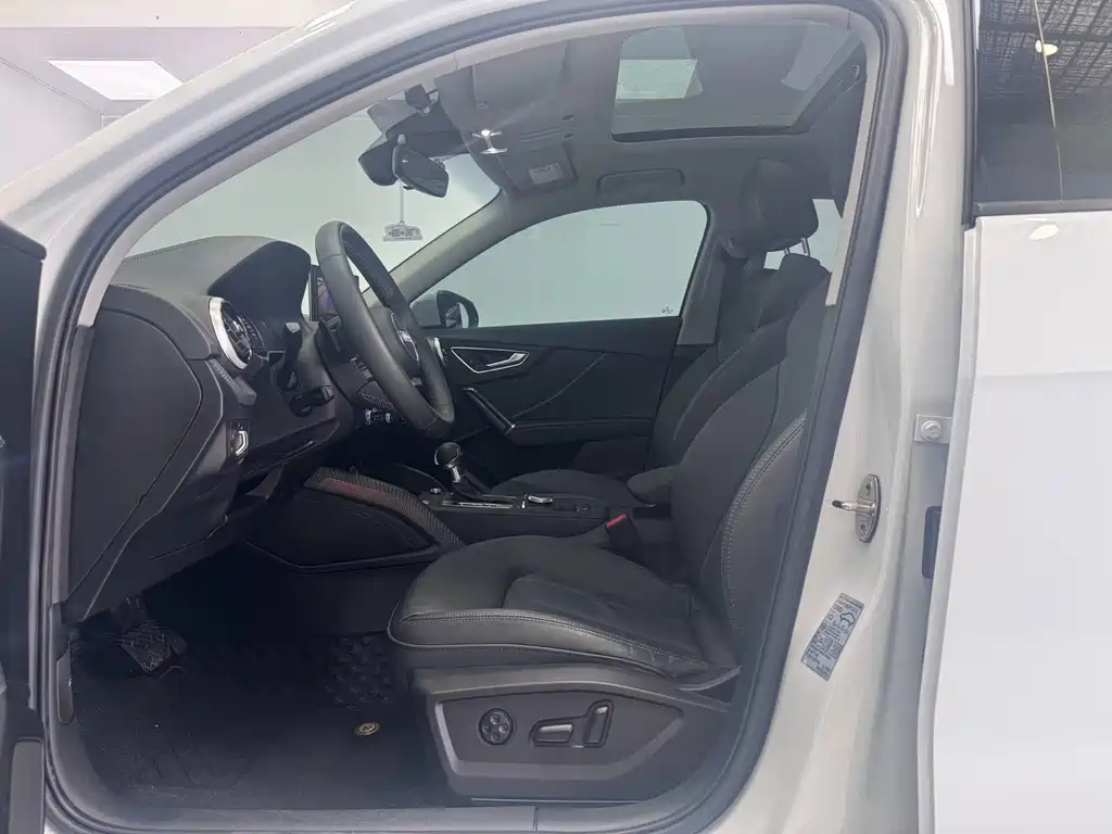 Audi Q2L — миниатюра 10
