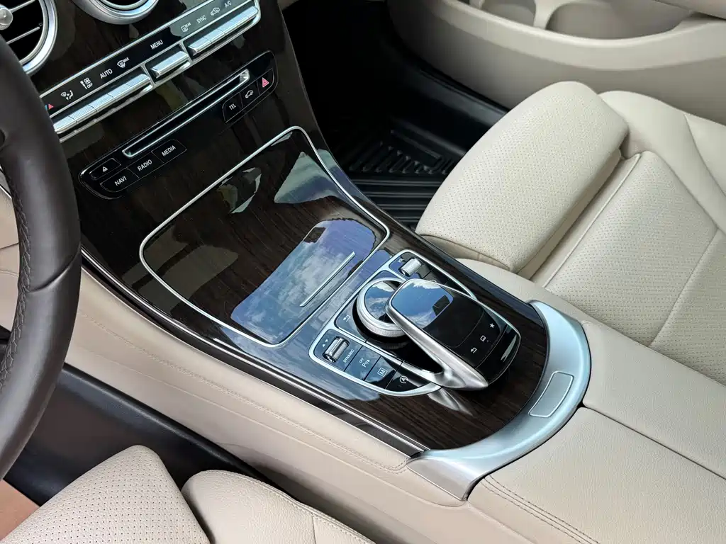 Mercedes-Benz GLC — миниатюра 18