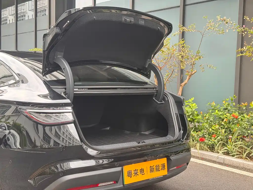 BYD 海豹07 EV — миниатюра 8