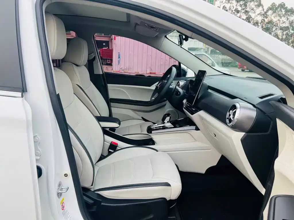BYD Yuan Pro — миниатюра 6