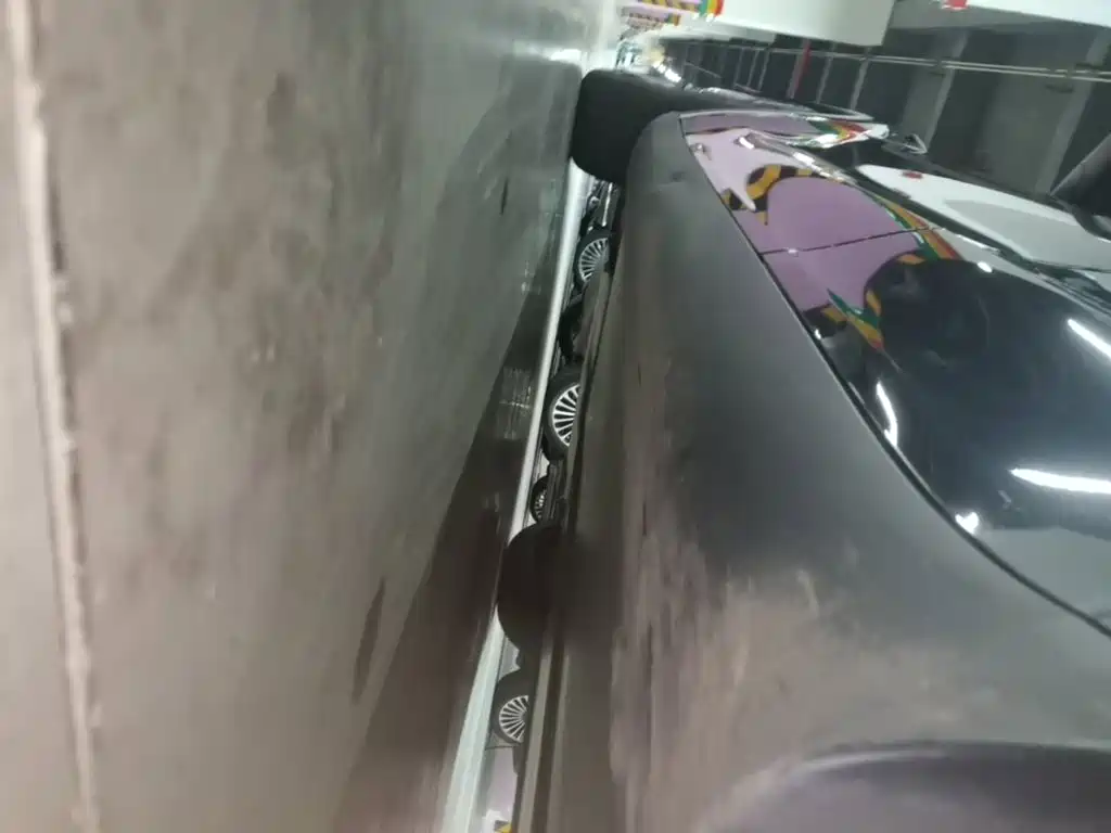 Tesla Model Y — миниатюра 22