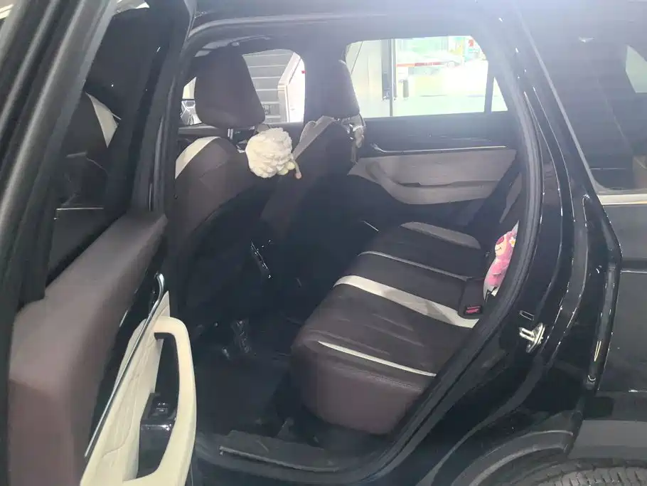 Geely Xingyue L — миниатюра 11