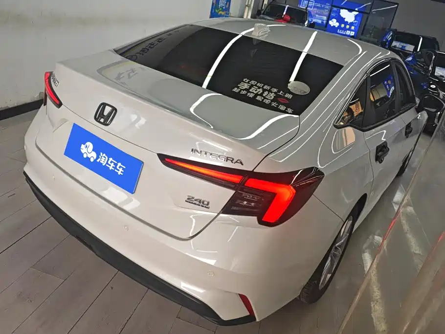 Honda Integra — миниатюра 3