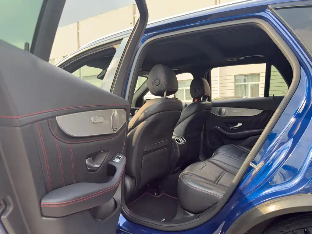 MERCEDES-BENZ GLC AMG