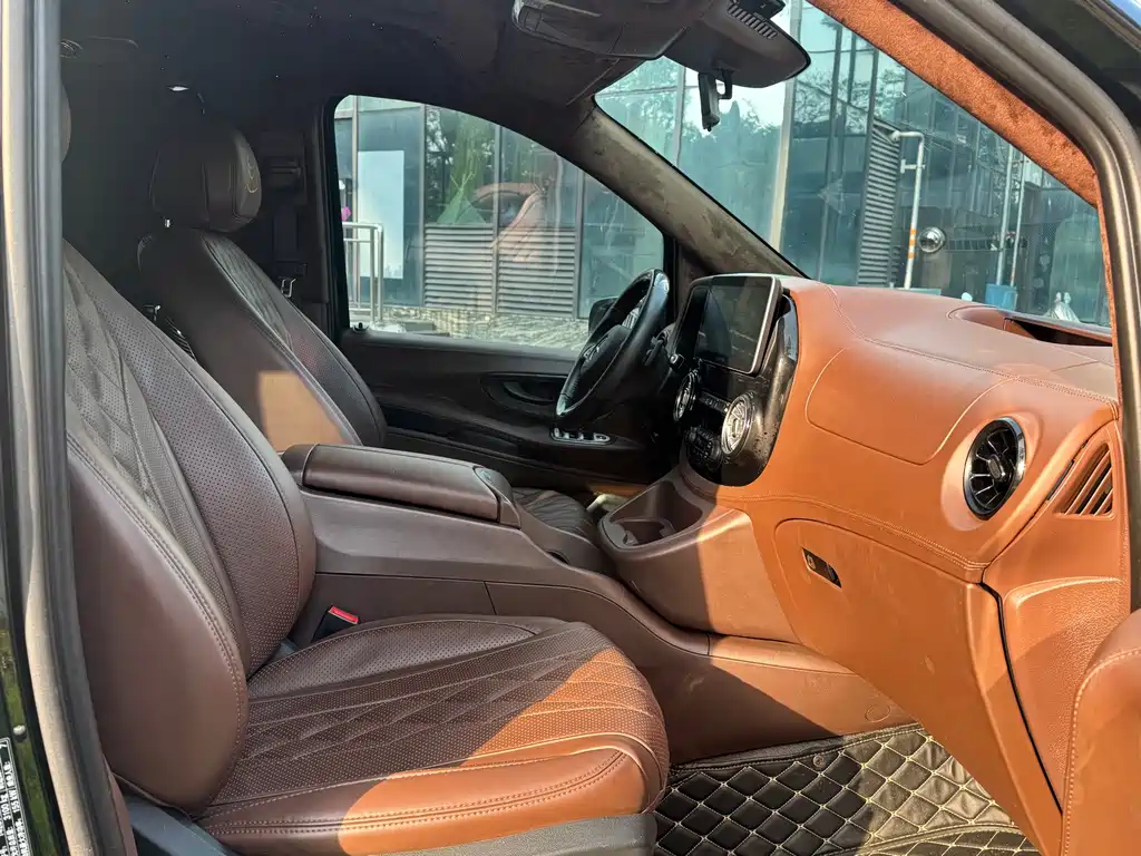 Mercedes-Benz Vito — миниатюра 10