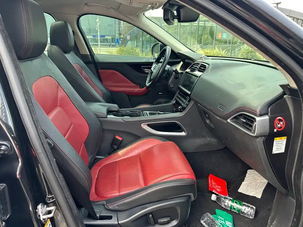 Jaguar F-PACE — миниатюра 14