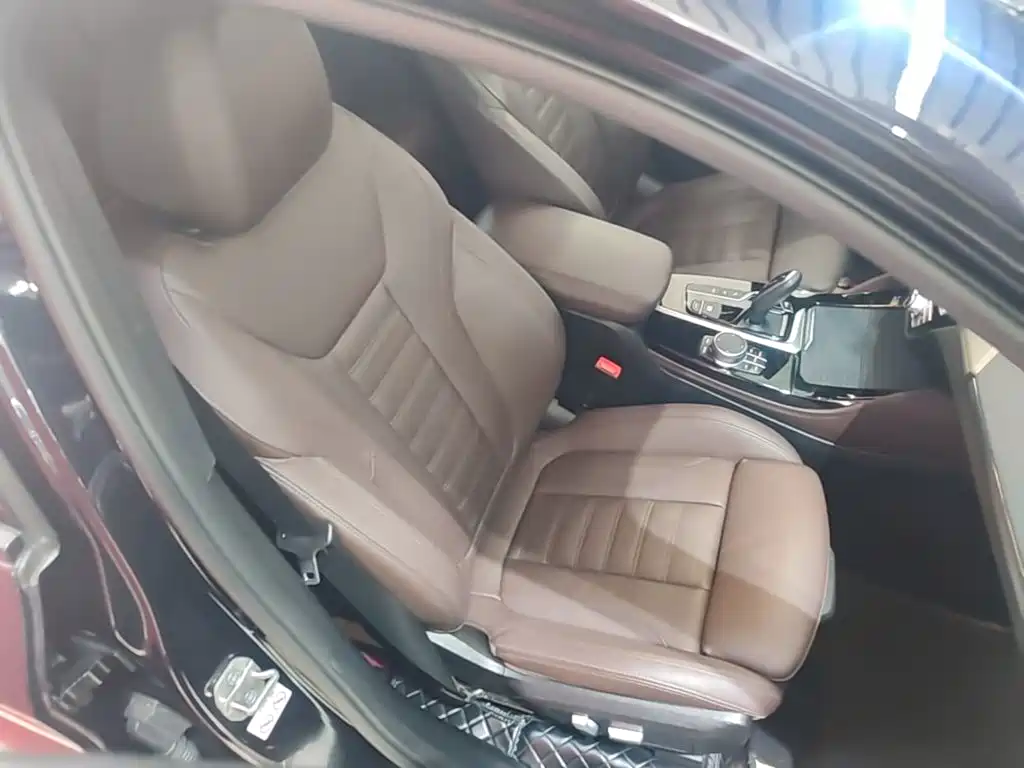 BMW X4 — миниатюра 25