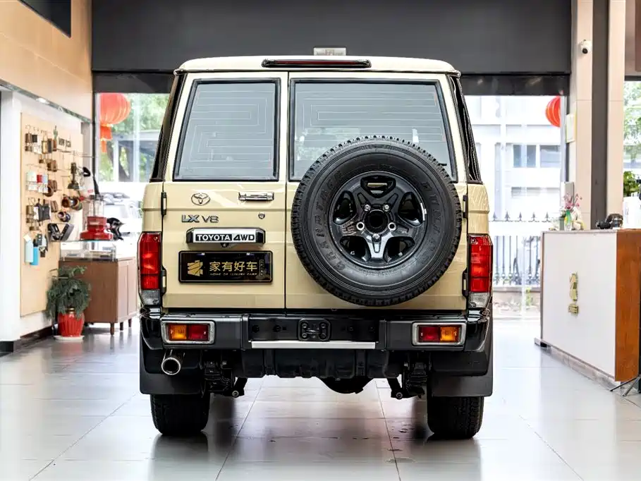 Toyota Land Cruiser LC76 2023 4.5T