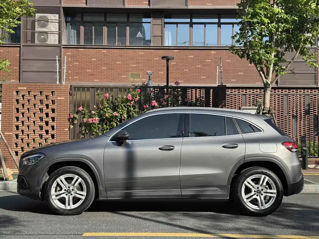 Mercedes-Benz GLA 2022 GLA 200