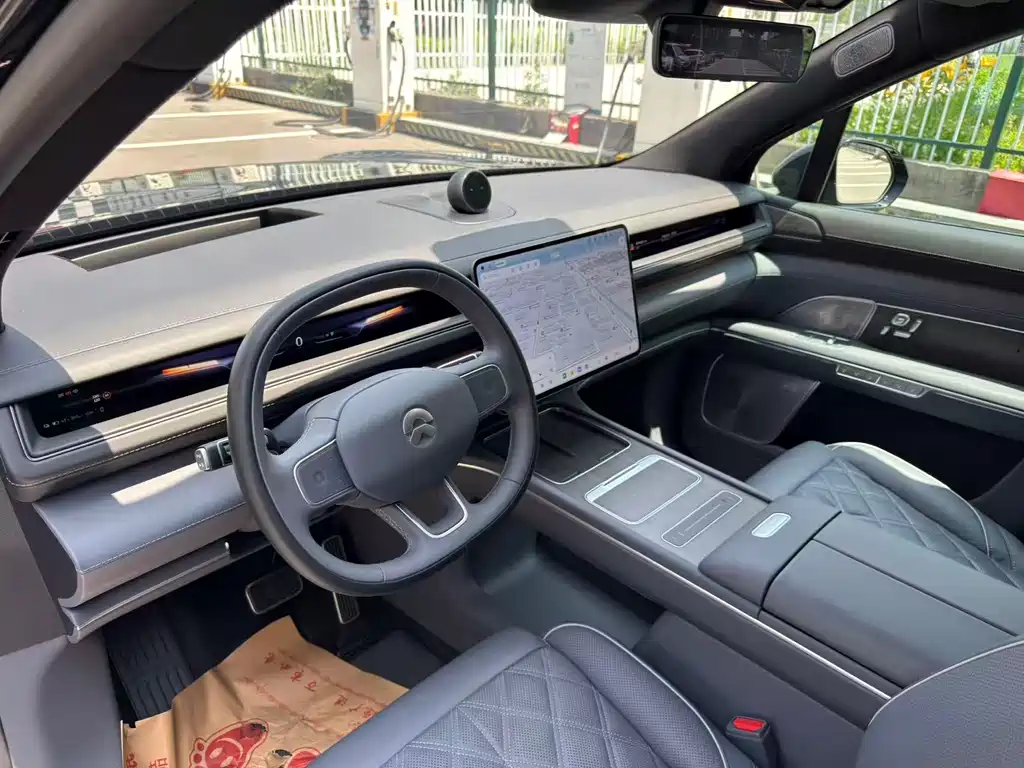 NIO ES8 2026 мест Executive Luxury