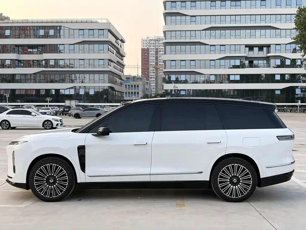 NIO ES8 2026 мест Executive Luxury