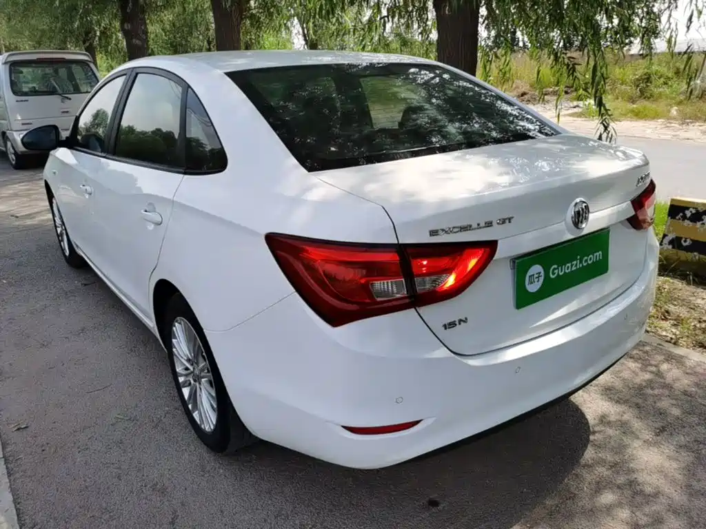 Buick Excelle — миниатюра 5