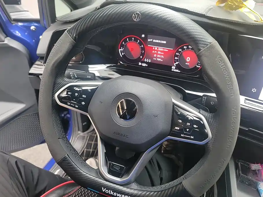 Volkswagen Golf — миниатюра 15