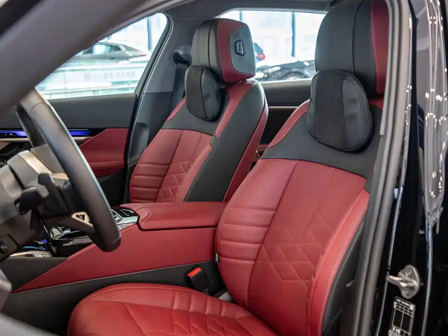 BMW 5 Series — миниатюра 11