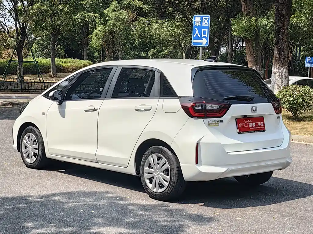 Honda Fit — миниатюра 11