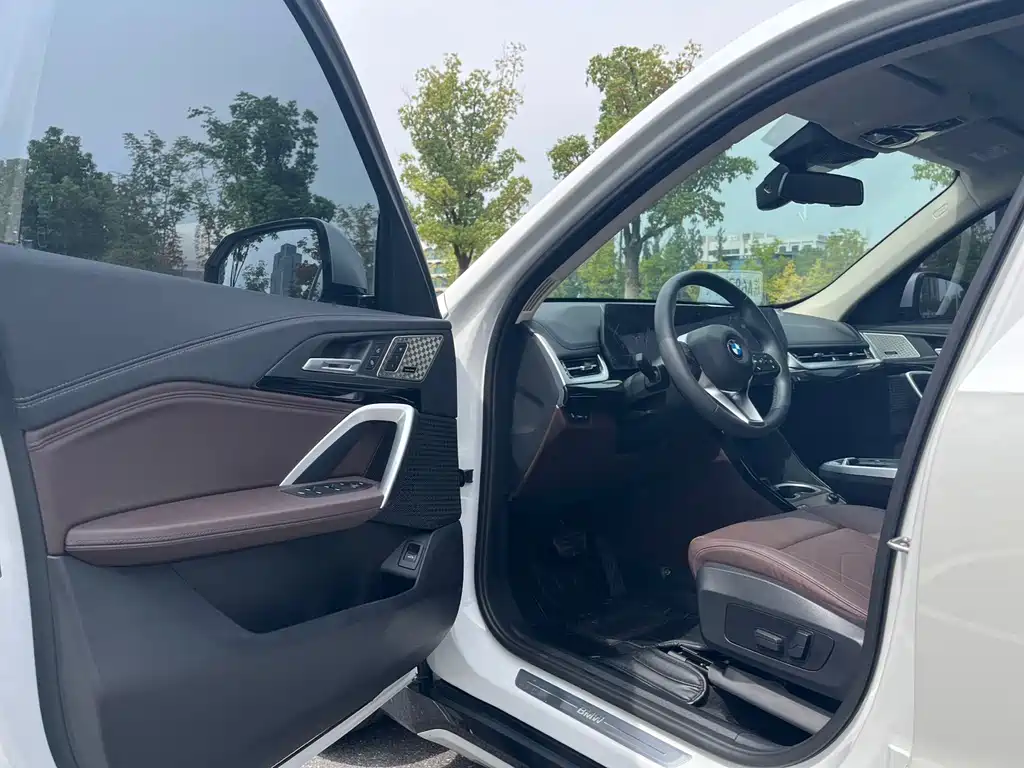 BMW X1 — миниатюра 9
