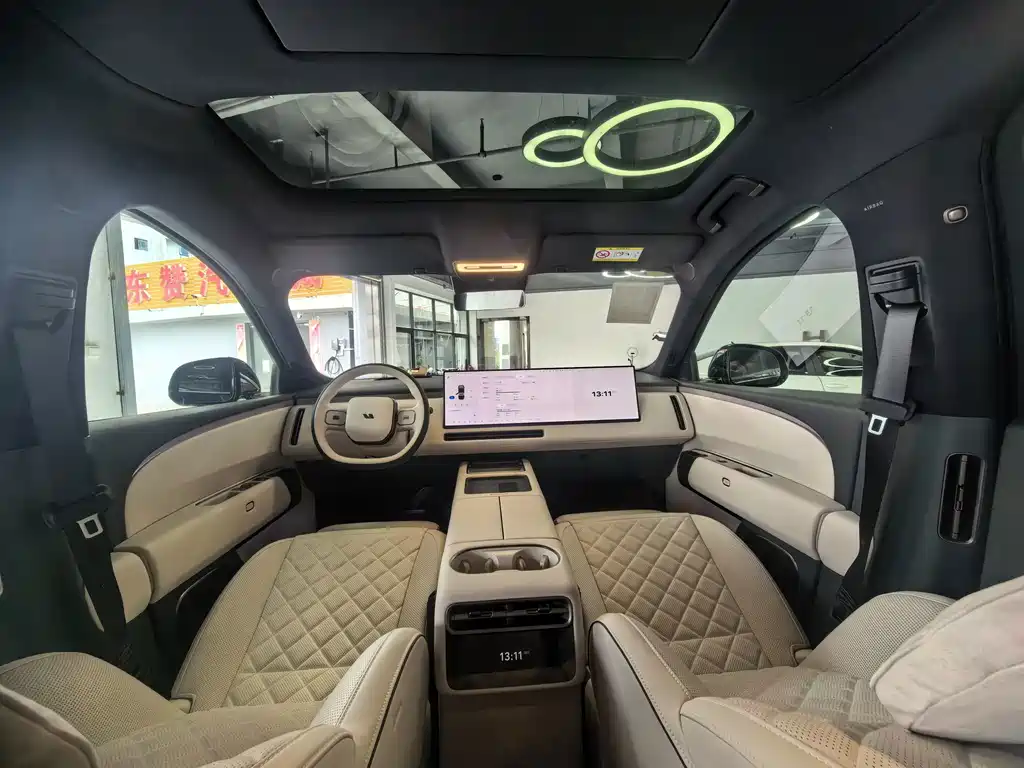 Li Auto Li L8 — миниатюра 21