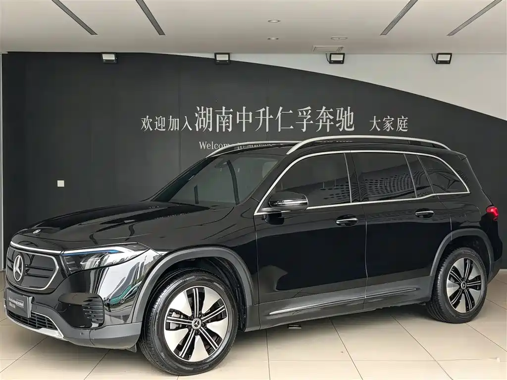 Mercedes-Benz EQB 2023