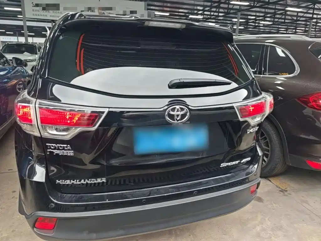 Toyota Highlander — миниатюра 6