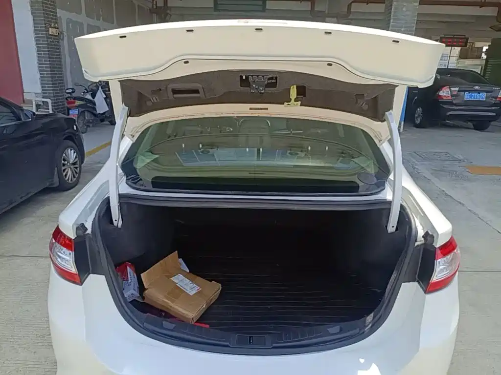 Ford Mondeo — миниатюра 19