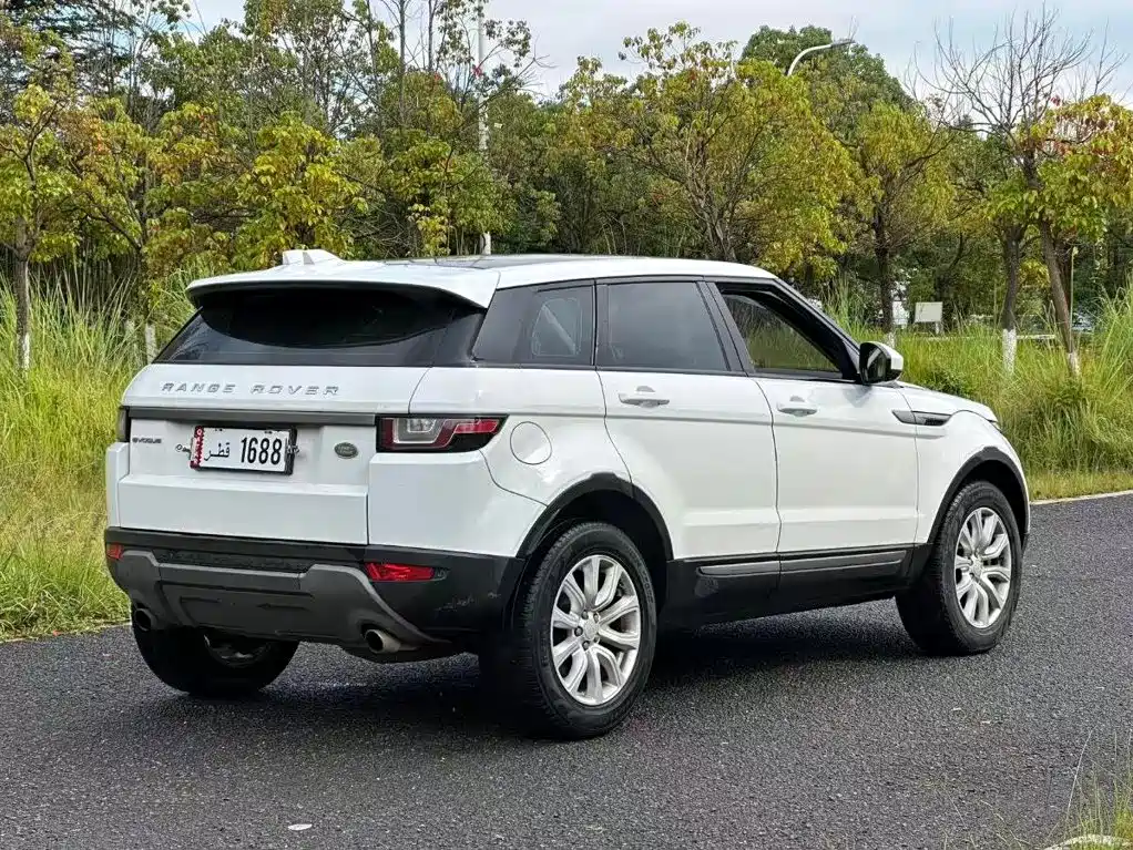 Land Rover Evoque — миниатюра 7