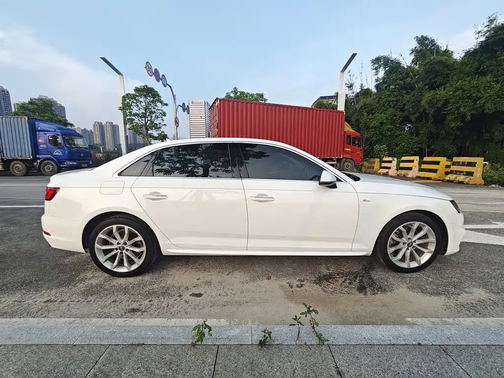Audi A4L — миниатюра 14