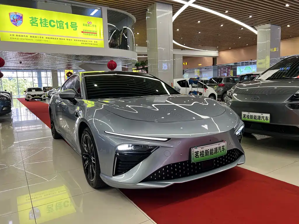 NEZHA AUTOMOBILE NEZHA S