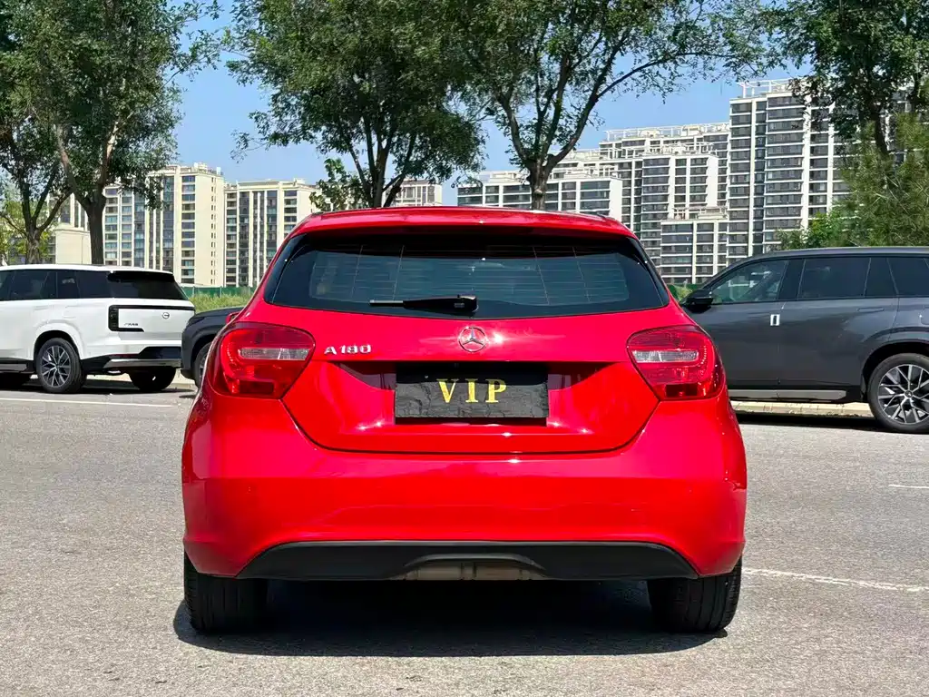 Mercedes-Benz A-Class (Import) — миниатюра 8