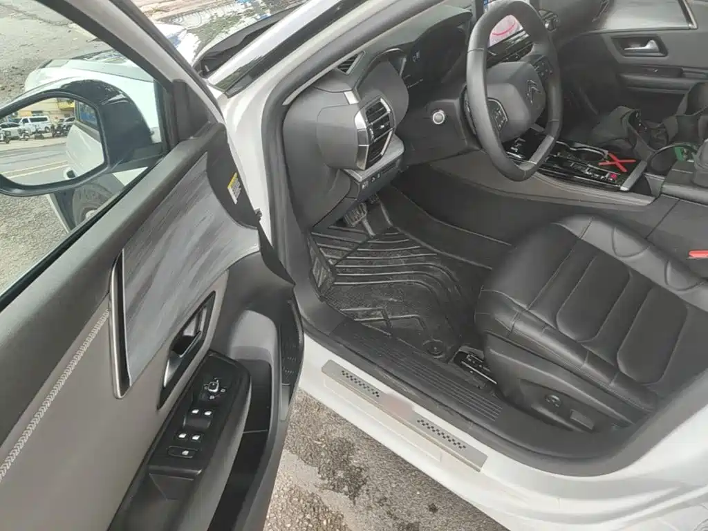 Citroen C5 X — миниатюра 16