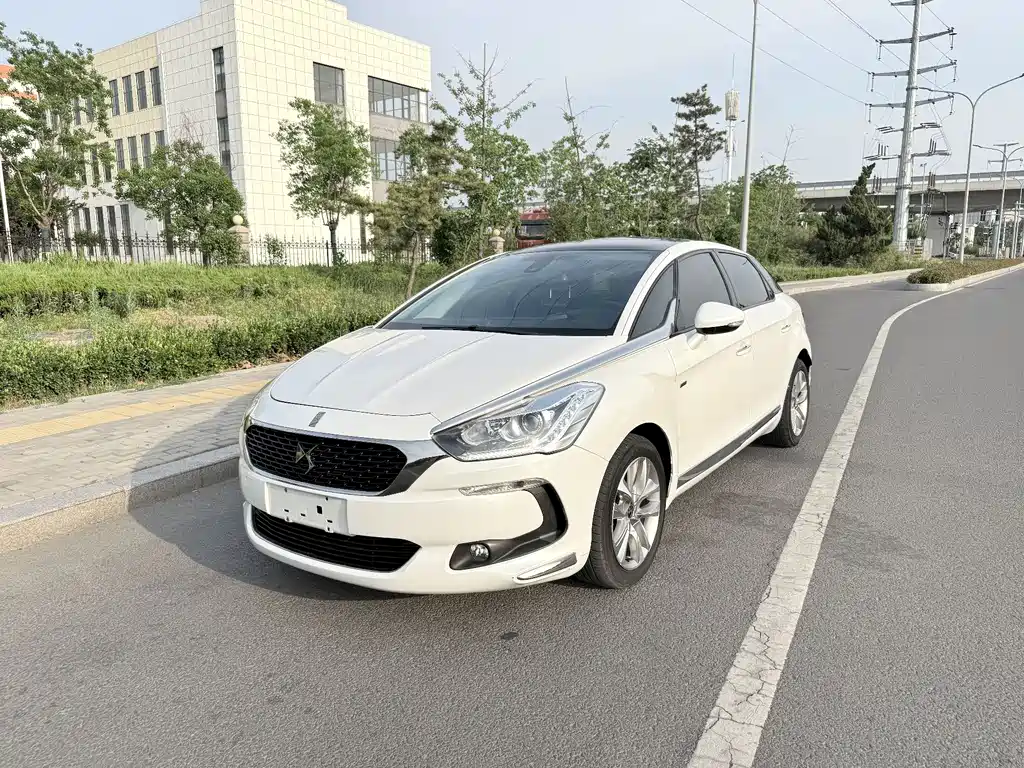 DS DS 5 2016