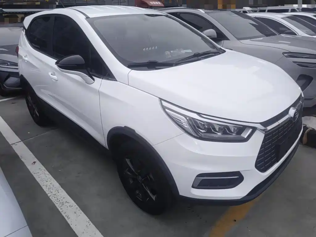 BYD Yuan EV — миниатюра 4