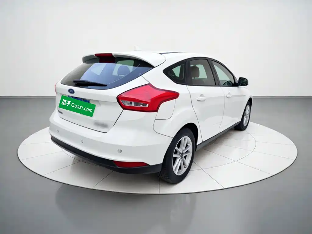 Ford Focus — миниатюра 6