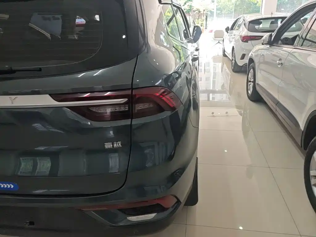Geely Haoyue — миниатюра 8