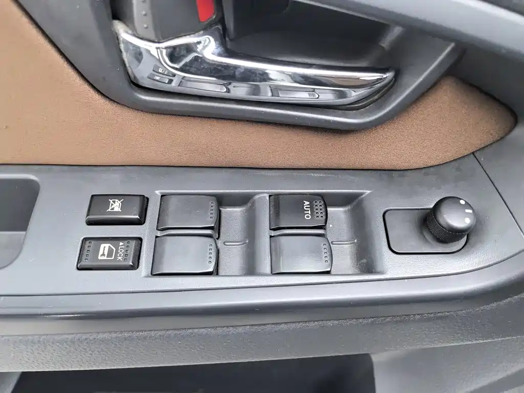 Suzuki SX4 — миниатюра 9