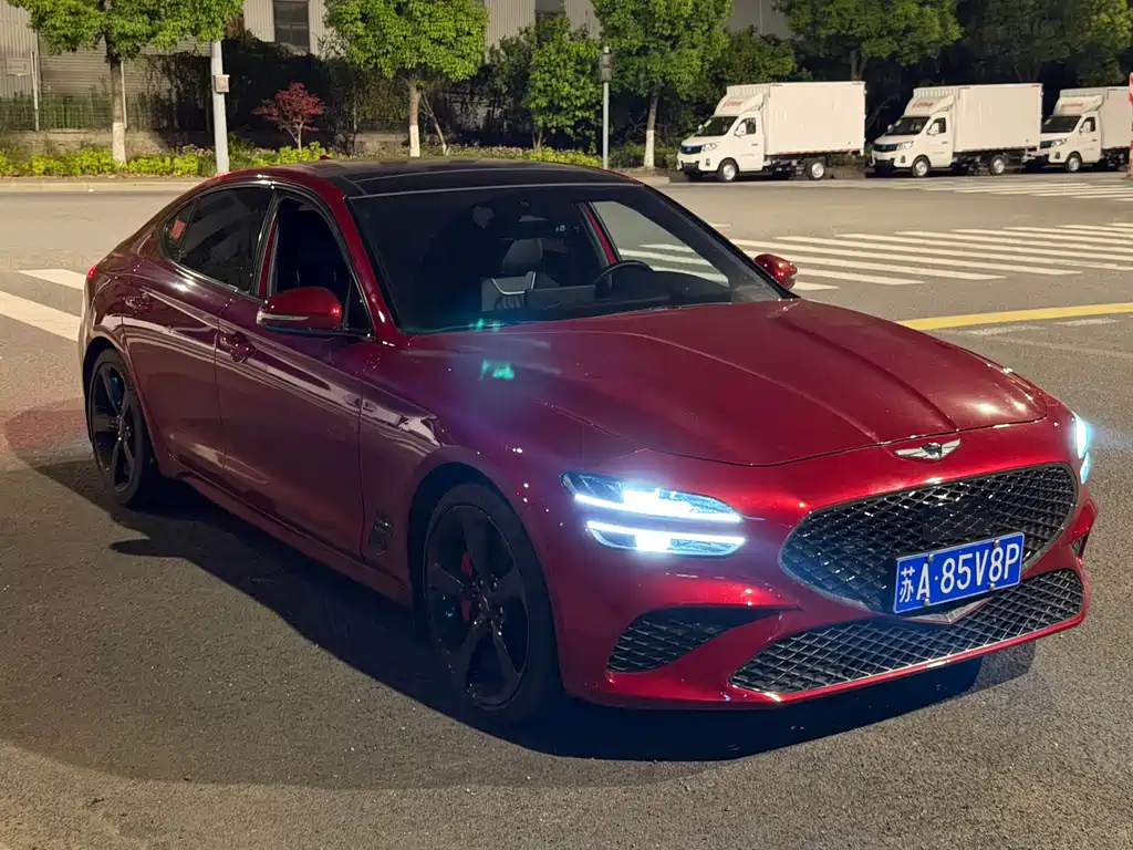 Genesis G70 2023 2.0T Luxury