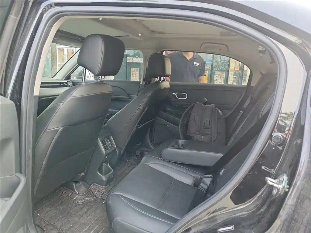 Honda Vezel — миниатюра 5