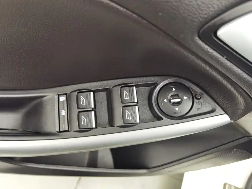 Ford Focus — миниатюра 9